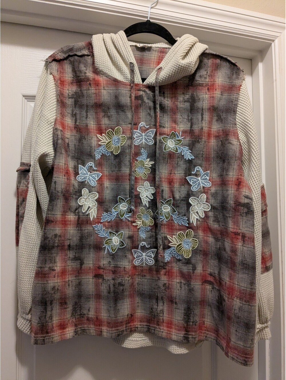 POL Oversized Peace Sign Thermal Hoodie Women Sz S Floral Embroidered Boho Plaid